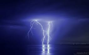 Lightning Port Phillip Bay By Flauel On Deviantart Beautiful Nature Wallpaper Lightning Beautiful Sunset
