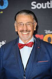 Used Cars Summary, Latest News, Trailer, Cast, Where to Watch and More