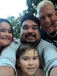 Russ Temple's Instagram, Twitter & Facebook