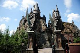Along the way, you'll meet many of the famous wizarding world characters, make a lot of. 21 Things To Know Before Going To Harry Potter World Huffpost Life