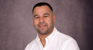 VENEZOLANO SE DEDICA A INSPIRAR AL MUNDO CON SU CONFERENCIA “YO SI PUEDO  TOUR”