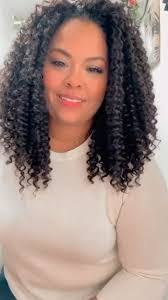 Rhina Acosta's Instagram, Twitter & Facebook