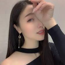 Hillary Zhang Clubhouse Profile, Followers, Statistics (@blackstone707)