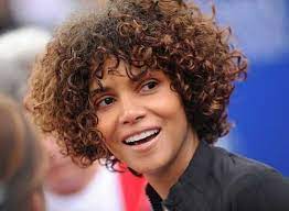 Halle Berry Short Hair Curly Curly Hair Styles Halle Berry Hairstyles Short Curly Hair