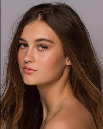 Helena Econn (@helenaeconnn) • Instagram photos and videos