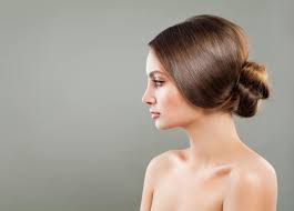 The longer the hair, the higher the beehive. Beehive Hair Tutorial How To 30 Beehive Looks All Things Hair Us