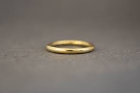 2 5mm Wedding Band Men Gold Wedding Band Mens Wedding Ring Etsy Mens Wedding Rings Gold Round Wedding Band Mens Gold Wedding Band