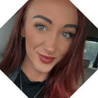 Carla Dillon's Instagram, Twitter & Facebook