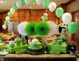 Ask guests to wear their favorite hawaiian shirts gift ideas include seasonal memberships at your golfer's favorite golf course, pro lessons, or a trip enter the luxurious life: Green Themed Birthday Party Decoration Novocom Top