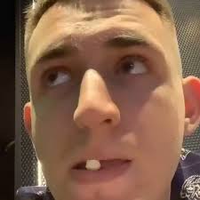 Молодой парень родился в 1996 году, получил среднее образование. Miaboyka Instagram Posts Photos And Videos Picuki Com