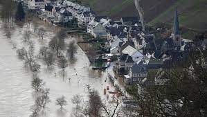 Es bestehe lebensgefahr, warnte die polizei am donnerstag per twitter. Koblenz Und Der Sudwesten Stadte Rusten Sich Gegen Hochwasser Der Spiegel