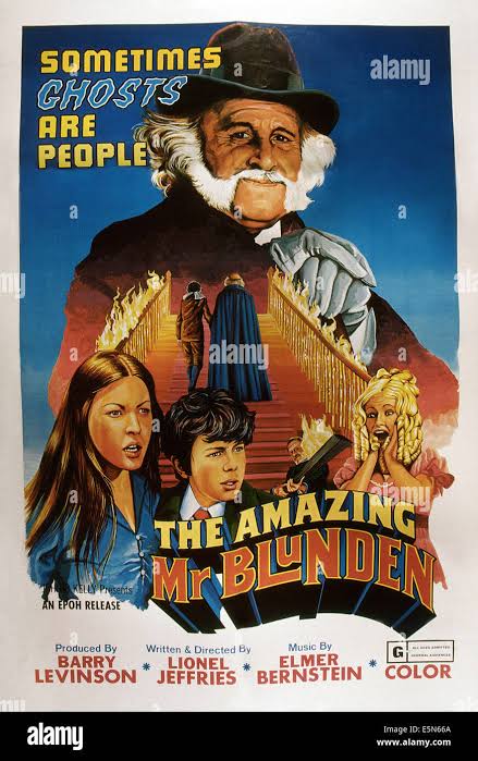 THE AMAZING MR. BLUNDEN, poster, top: Laurence Naismith; bottom, from left:  Lynne Frederick, Garry Miller, Madeline Smith, 1972 Stock Photo - Alamy