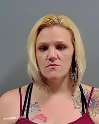 Leah Blackmon's Instagram, Twitter & Facebook