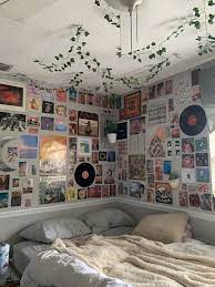 Pin By Kylei Schmid On Wall Decor For Kids Dreamy Room Room Design Bedroom Indie Room Decor
