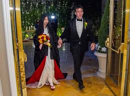 He tells us, it's true, and we are very happy. nicolas, 56, and riko, 26, tied the knot in sin city's wynn hotel on a date chosen to honor his late father's birthday. Wzo2wziepgrgzm
