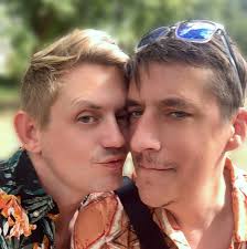 Hi I'm looking for a spare room/1 bed flat for my adult daughter to rent  approximately up to £500 pcm. She had lost her job and now separated from  her partner, she