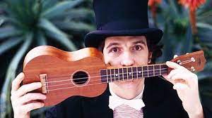 Mino raitano _ il tempo delle more. Ukulele Rino Gaetano Carcea Propone Riportarlo Sul Palco Di Sanremo Il Crotonese