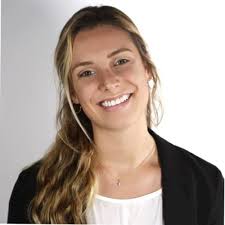 Summer Sinnett's Instagram, Twitter & Facebook