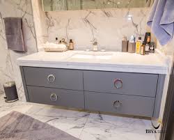 Modern Banyo Dolap Cekmece Kulp Zemin Calisma Tasarim Modern Bathroom Wardrobe Drawer Handle Floor Working Desig Banyo Ic Dekorasyonu Banyo Dolabi Modern Banyo