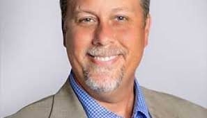 Vasquez refutes Crow's claims he switched parties