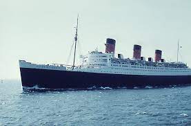 Rms Queen Mary 1 Westward Bound On The North Sea 1959 Rms Queen Mary Wikipedia Queen Mary Ship Queen Mary Rms Queen Elizabeth