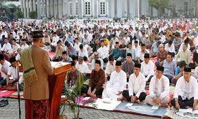 Seperti biasa, kami disini akan membagikan sebuah khutbah idul fitri yang membahas tentang tanggal 1 syawal, khutbah ini bisa menjadi sebuah acuan. Tidak Mengikuti Khutbah Idul Fitri Apakah Shalatnya Sah Bincang Syariah
