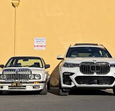 I did not make this meme but it did make me laugh.⁣⁣ ⁣⁣ I did however swap  the X7 grille onto an E30. And then @ThatSamSmith swapped it onto a  McLaren. ⁣⁣ ⁣⁣