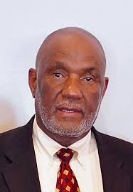 Obituary for Robert Lloyd Walford