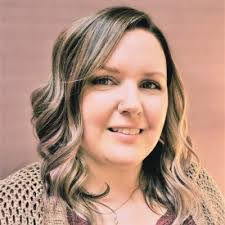 Amy Welter's Instagram, Twitter & Facebook