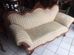 Beautifully crafted biedermeier sofa available at extremely low prices. Pin Auf Alte Mobel U Schone Stoffe