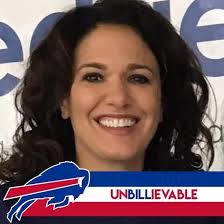 Which local food pantries in East Aurora accept donations?