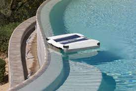 Sometimes, a stationary pool skimmer just isn't enough. Automatic Pool Skimmer