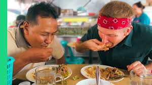 Malaysia is a foodie's paradise. Local Malaysian Feast Asking Malay Taxi Drivers Where To Eat In Kuala Lumpur Youtube