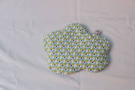Bouillotte Seche Dehoussable Nuage A Base De Grains De Riz Collection Green Soin Bien Etre Par L Atelier De Malmou Bouillotte Seche Grain De Riz Bouillotte