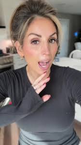 Disney Surprise: Keeping a Special Secret 🎅🏻🎄🎁