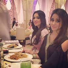 صور اسيل عمران والنجوم في افطار حاكم دبي celebrities fashion photo