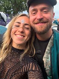 Fusion 🚀 Wie ein parallel Universum. Eine andere Welt. Ein riesiger Techno  Spielplatz für Erwachsene. Keine Ahnung was ich erwartet habe, aber es hat  es um ein vielfaches übertroffen. Ich bin zwar