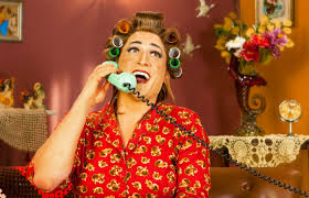 O criador de dona hermínia — e de outros personagens inesquecíveis — estava internado desde 13 de março no hospital copa star, em copacabana, na a atriz mônica martelli, amiga de longa data de paulo gustavo, declarou o seu amor ao ator e humorista. Como Dona Herminia Paulo Gustavo Estrela Campanhas De Rede De Supermercados Ofuxico