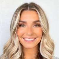 Madylin Weeks's Instagram, Twitter & Facebook