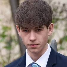 So close to his mother, the Countess of Wessex...... James, Viscount Severn  💜👑