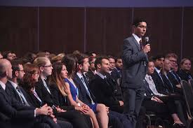 Deutsche Bank Recruiters Top 3 Tips For Landing An Internship With Images Internship Recruitment Best Careers