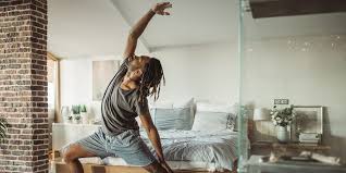 Strengthens and tightens the body in a. Hatha Yoga Benefits And What To Expect In A Yoga Class