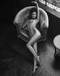 Naked Beauty Irina Shayk Posing Seductively in a Fancy Armchair - The  Fappening!
