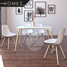 Model meja makan minimalis 4 kursi ini banyak sekali beragam pilihannya, tinggal anda sesuaikan dengan kubutuhan anda. Modern Contemporary Dining Table Set With 4 Chairs White Harga Review Ulasan Terbaik Di Malaysia 2021