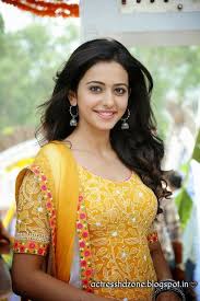 South Indian Actress Wallpapers In Hd Rakul Preet Sing Full Hd Wallpapers In Yell In 2020 Most Beautiful Indian Actress Beautiful Girl Indian Beautiful Indian Actress