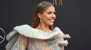 Das hochzeitskleid von victoria swarovski 23 brachte ein stattliches gewicht auf die waage. Victoria Swarovski Werner Murz Wer Ist Der Mann An Ihrer Seite Intouch