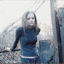 Скачивай и слушай avril lavigne unwanted single 2002 и avril lavigne why single 2002 на zvooq.online! Let Go Avril Lavigne 2002 By Cherry Espinar