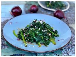 Jamie oliver feiert weihnachten mit seiner familie und guten freunden. Leckere Spinatpfanne A La Jamie Oliver L Bestes Rezept Fuer Spinat L Wie Spinat Zubereiten Low Carb Rezepte