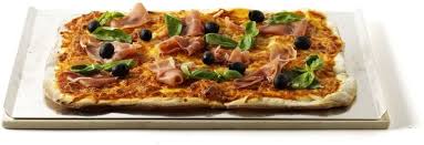 Um leckere pizza auf dem gasgrill zuzubereiten, braucht man also einen möglichst dicken. Weber Pizzastein 30 X 44 Cm Amazon De Garten