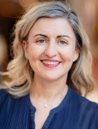 Karla Dunn's Instagram, Twitter & Facebook